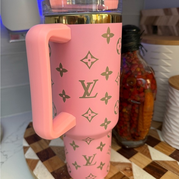 Stanley Pink Tumbler - Picture 3 of 4